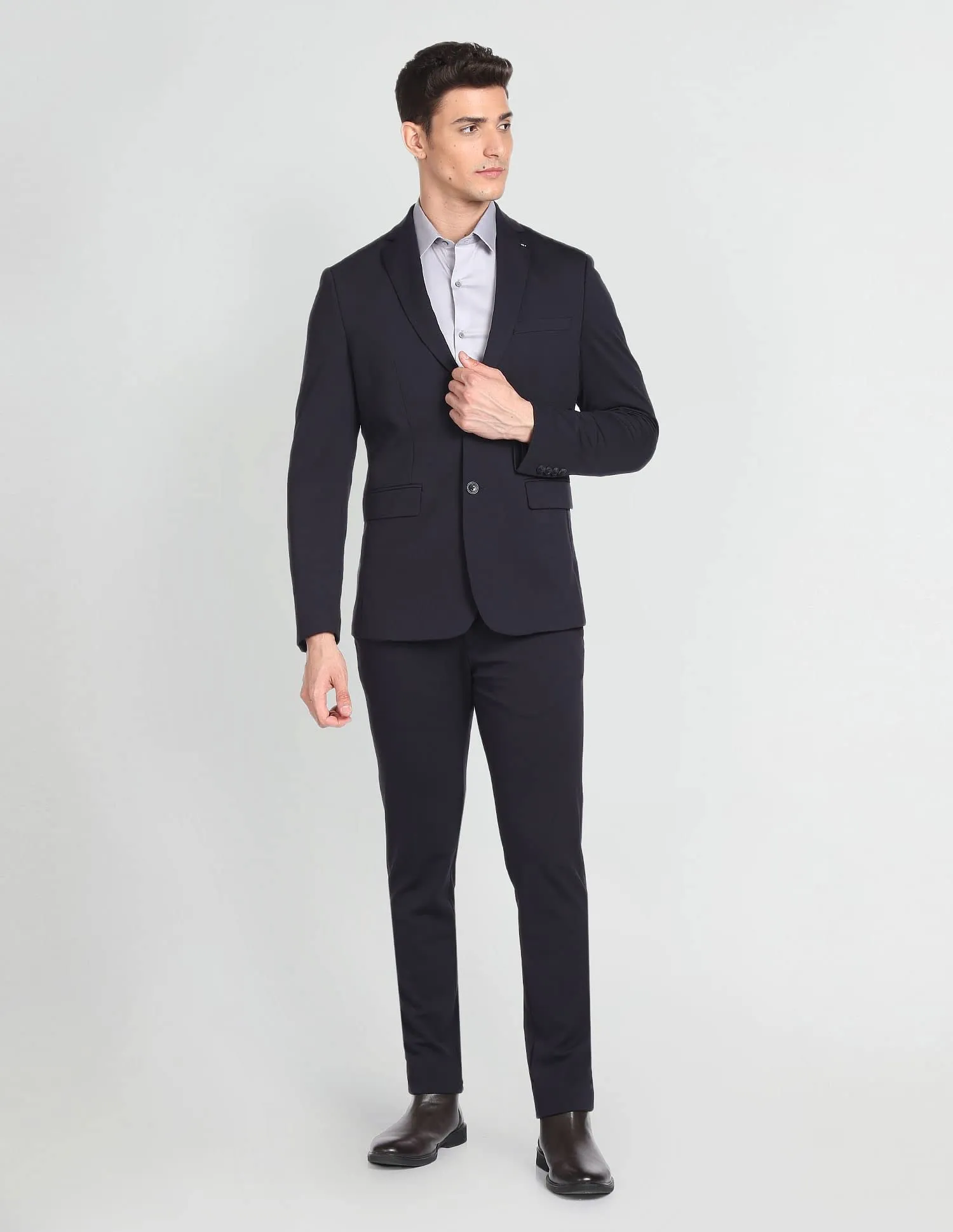 Arrow Men's Nylon Zero Calorie Slim Fit Knit Suit (ARAFSU5582_Navy