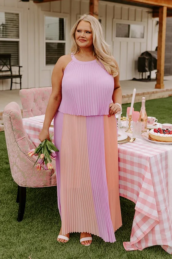 Dreamy Daze Pleated Maxi Curves