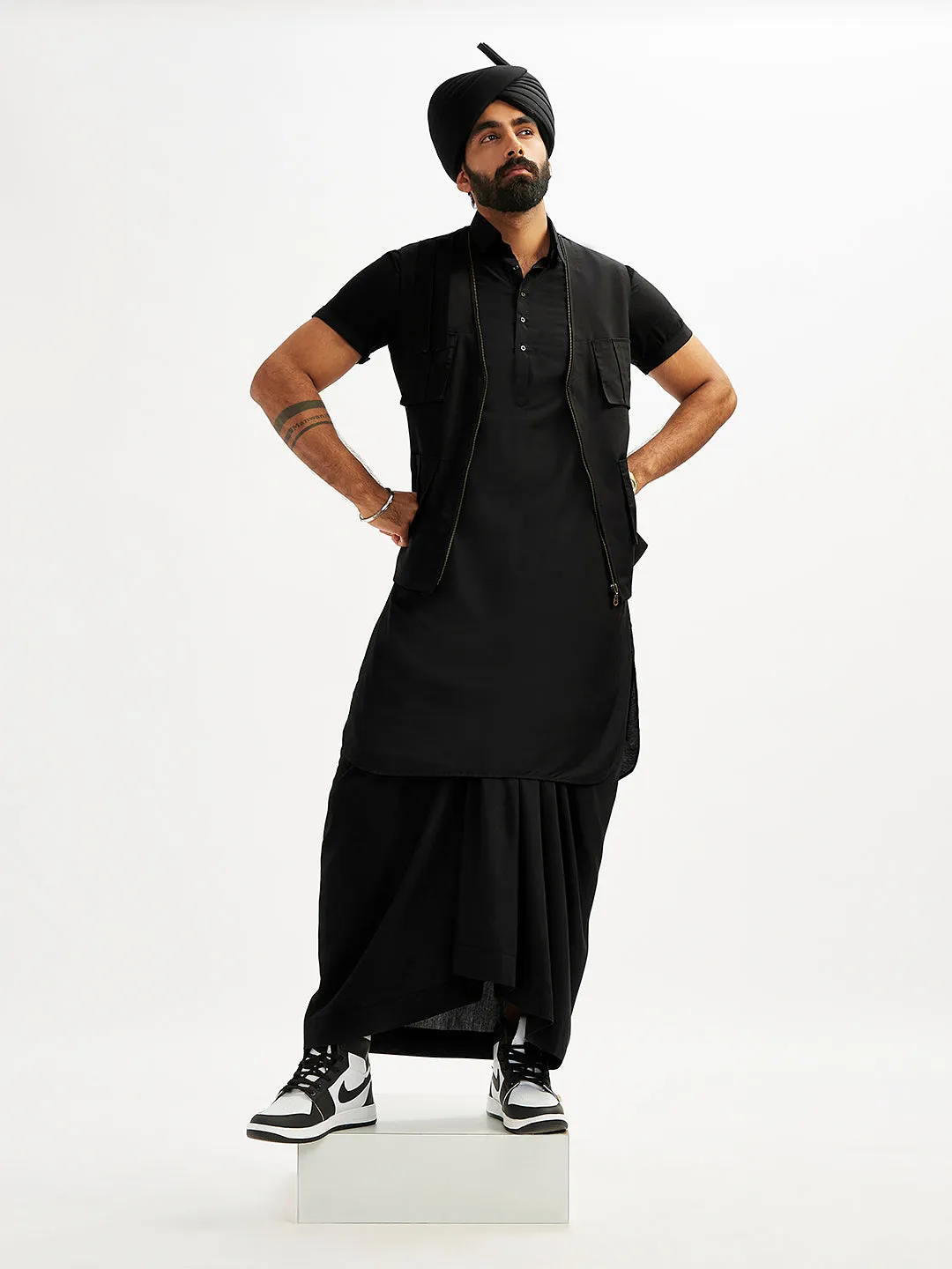 Jashvi Men's Black Viscose Kurta, Lungi,Safa And Shacket Set