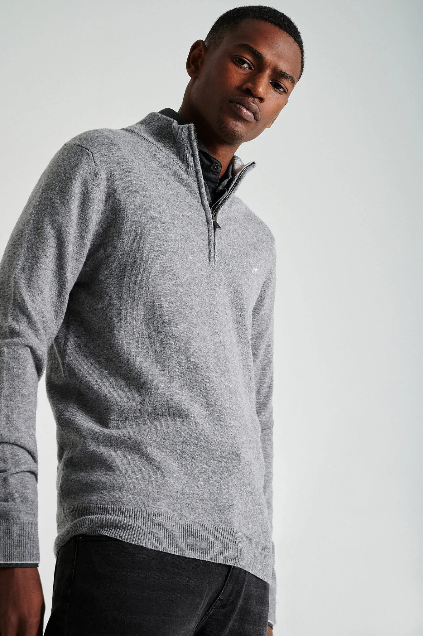 Men's lambswool blend high zip collar sweater