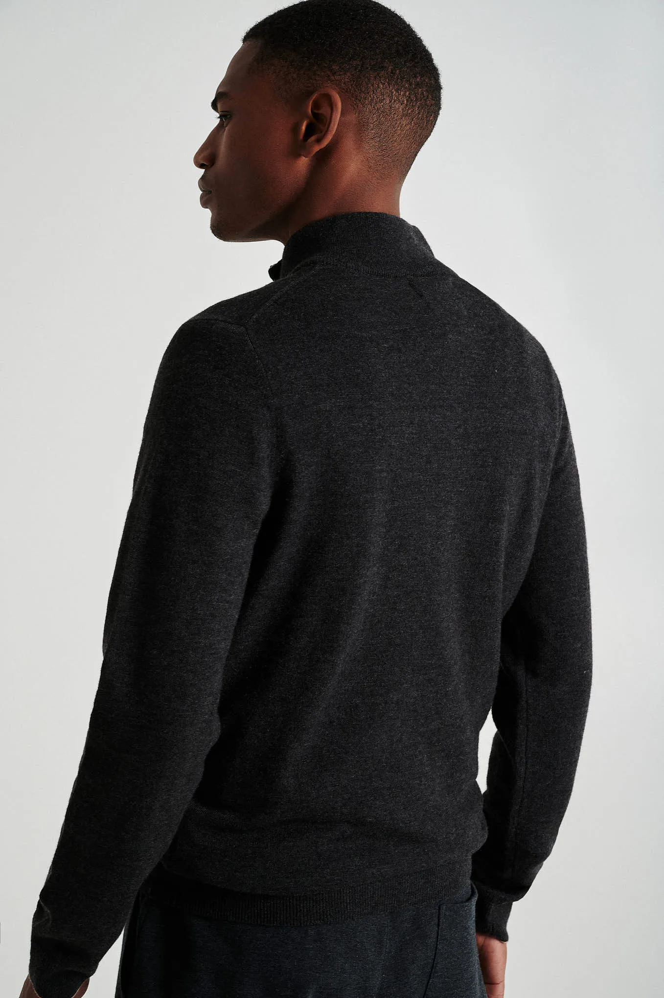 Men's lambswool blend high zip collar sweater