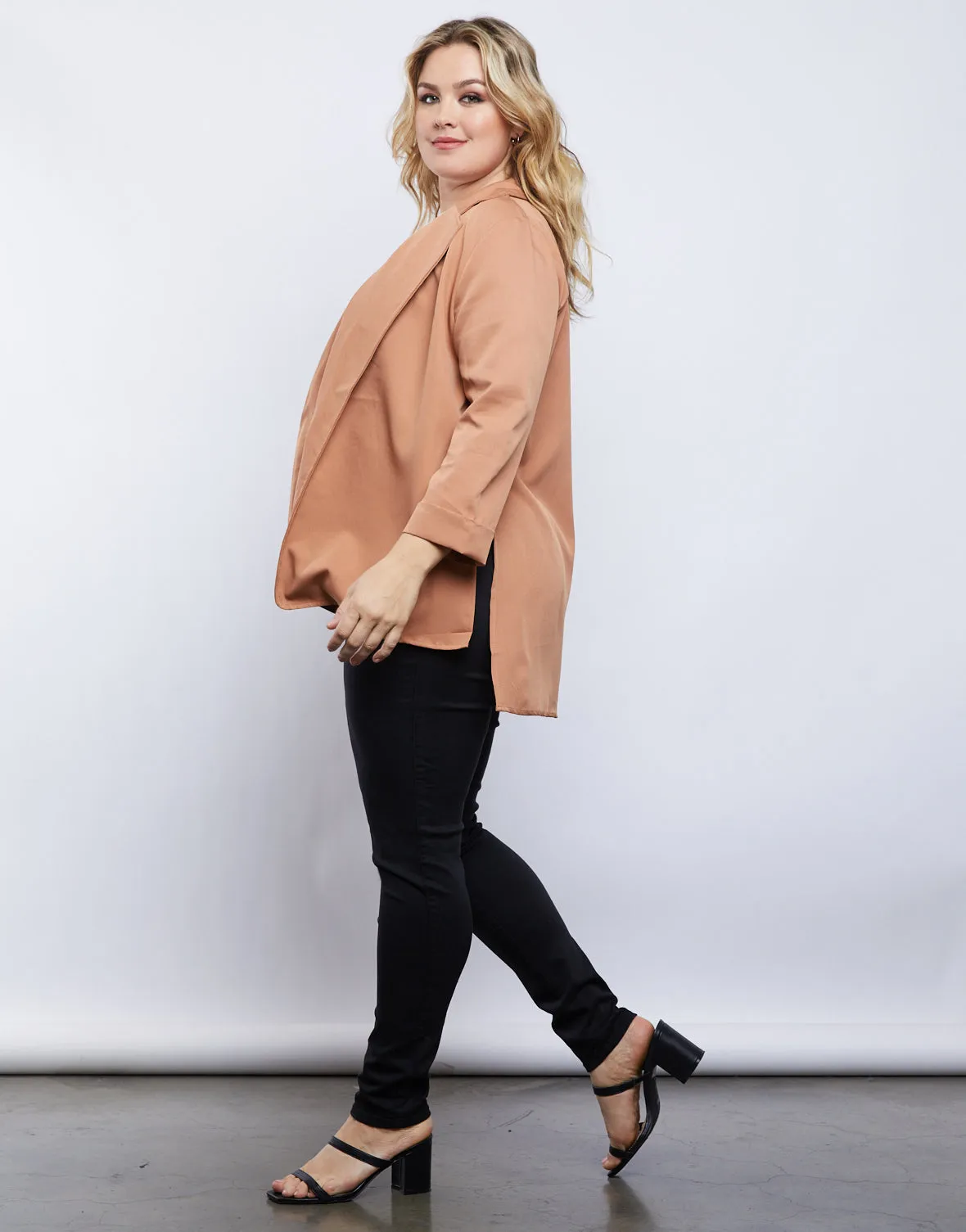 Plus Size Sleek Style Blazer