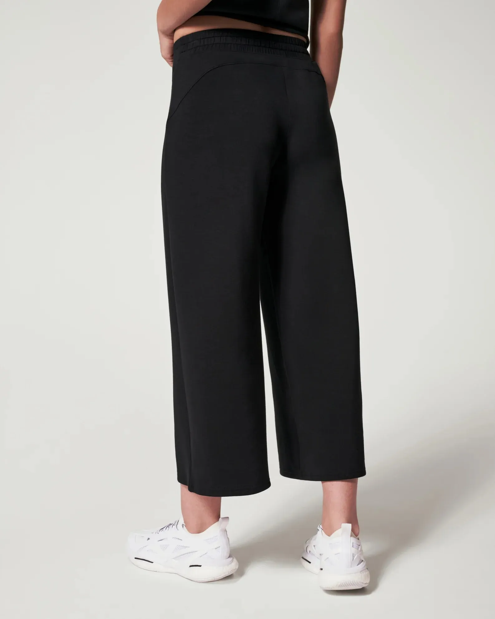 Spanx Airessentials Cropped Wide Leg