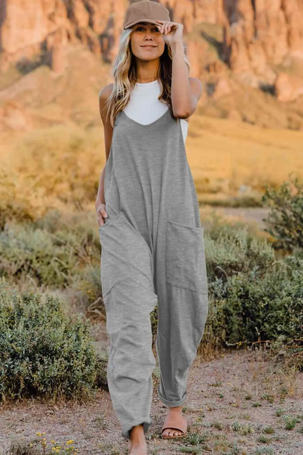 TEEK - Varied Color V-Neck Sleeveless Jumpsuit with Pocket