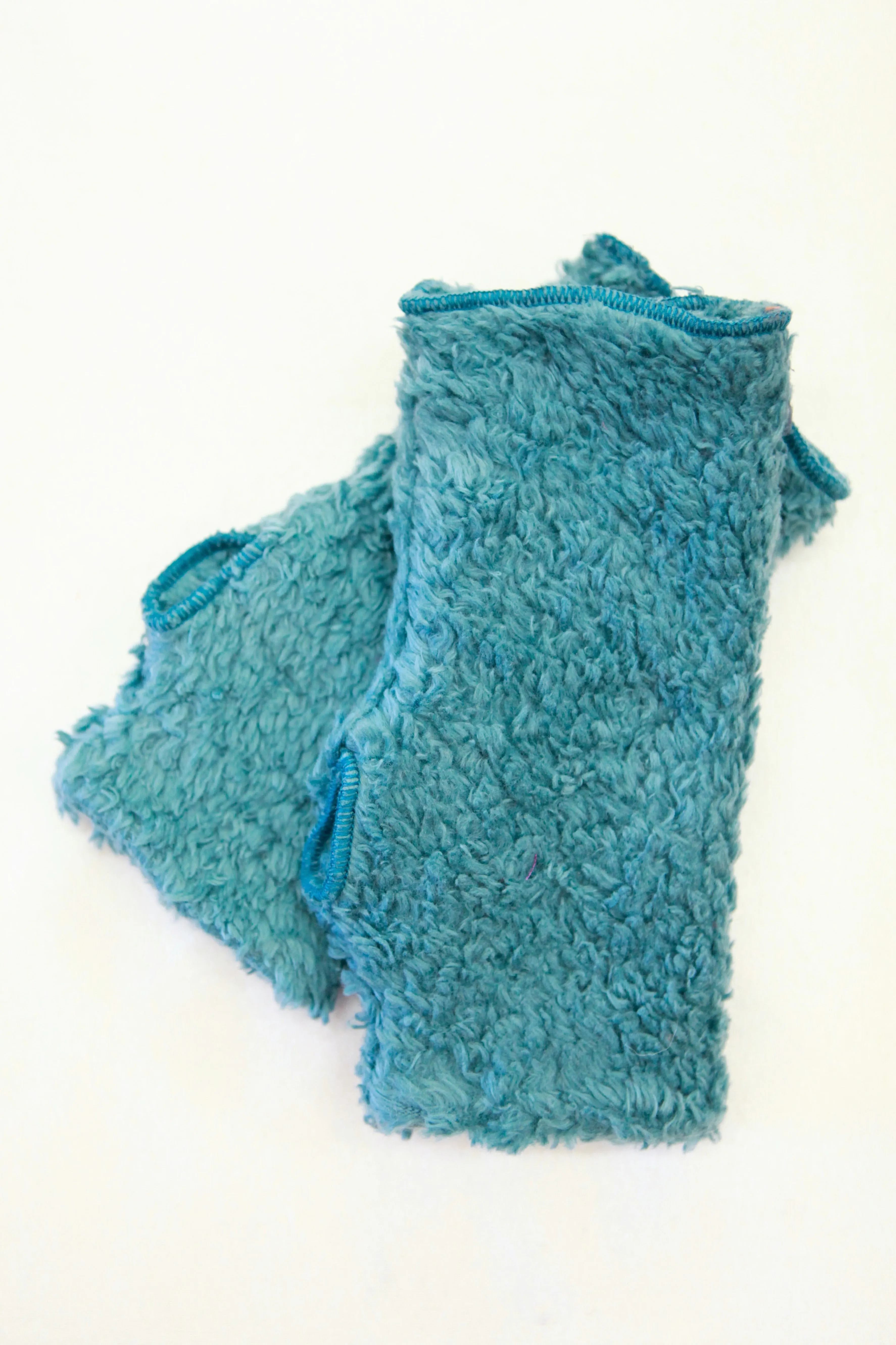 Turquoise Ursa Arm Warmers