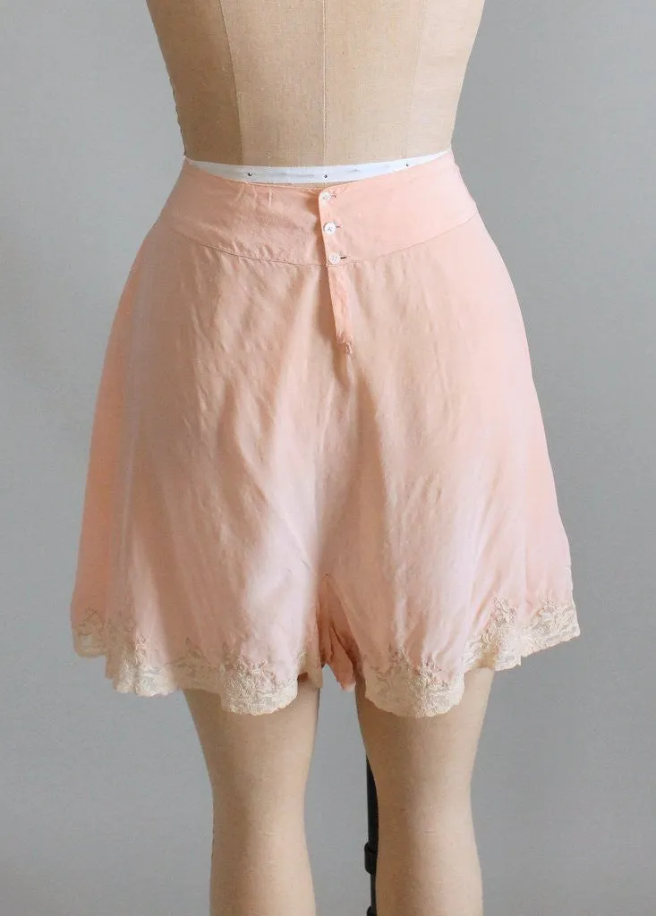 Vintage 1930s Peach Silk and Lace Button Back Tap Pants