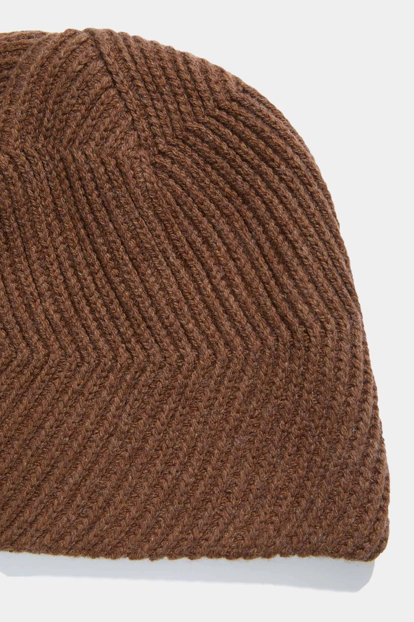 Zig Zag Beanie - Brown